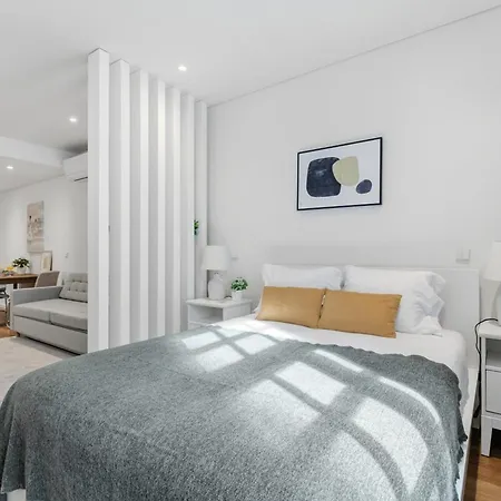 Timeless @ Marquesa Palace Apartment