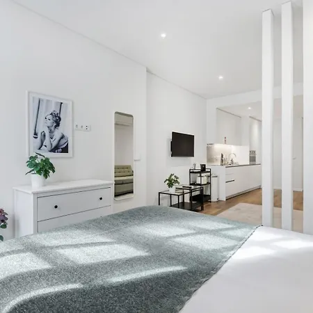 Timeless @ Marquesa Palace *